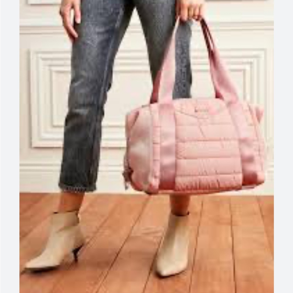 Stella & Dot Crush It Duffle Bag Gym Travel Quilted Blush Pink